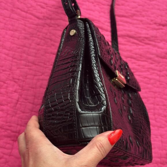 Brahmin Elegant Black patent leather Crocodile-Embossed Crossbody Bag - Picture 7 of 14